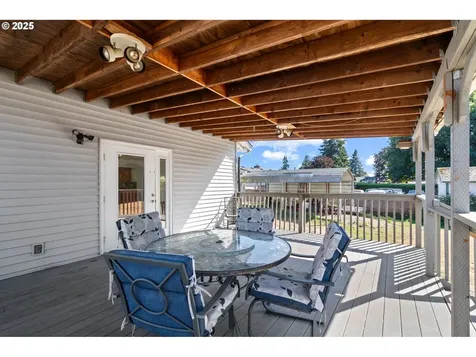 9714 NE 91st Avenue Vancouver WA 98662