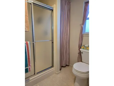 2719 Golfview Avenue Sutherlin OR 97479