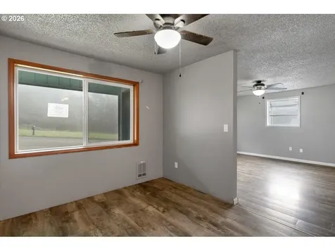 417 NE Oaken Hills Drive Willamina OR 97396