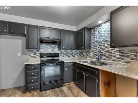 417 NE Oaken Hills Drive Willamina OR 97396