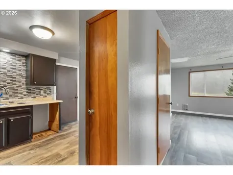 417 NE Oaken Hills Drive Willamina OR 97396