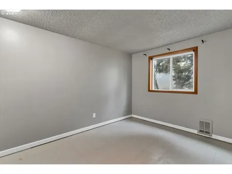 417 NE Oaken Hills Drive Willamina OR 97396