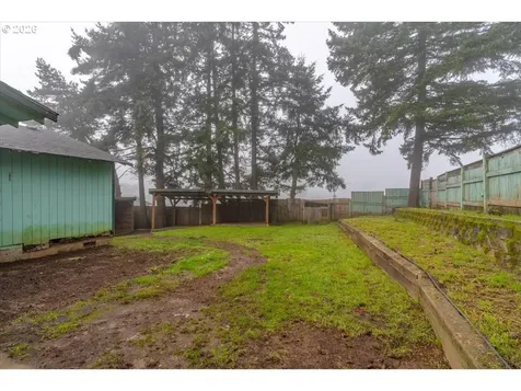 417 NE Oaken Hills Drive Willamina OR 97396