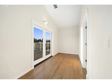21795 NE Lachenview Lane Fairview OR 97024