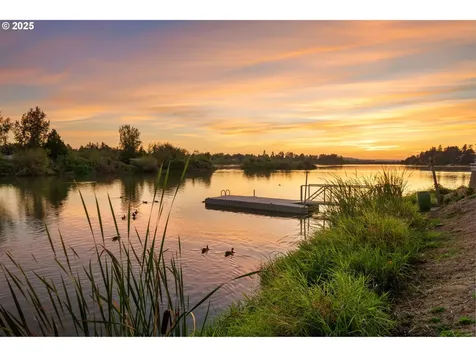 21795 NE Lachenview Lane Fairview OR 97024