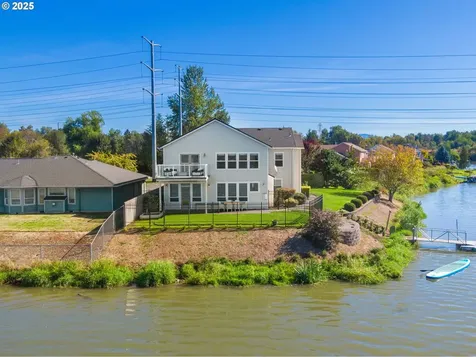 21795 NE Lachenview Lane Fairview OR 97024