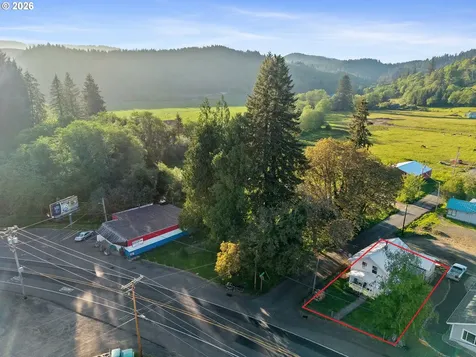 24740 Highway 101 Cloverdale OR 97112