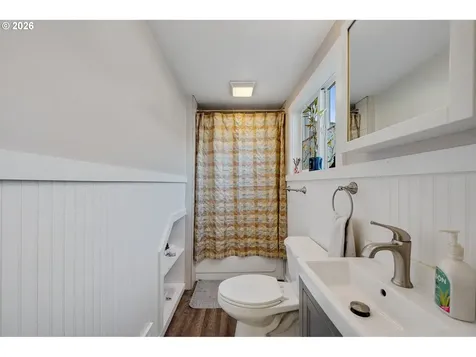 24740 Highway 101 Cloverdale OR 97112
