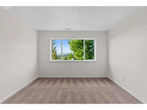 13636 SW Willow Top Lane Portland OR 97224
