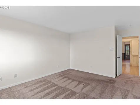 13636 SW Willow Top Lane Portland OR 97224