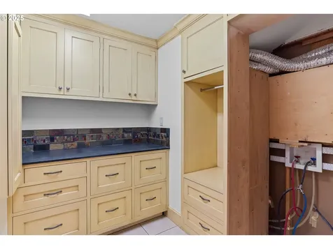 13636 SW Willow Top Lane Portland OR 97224