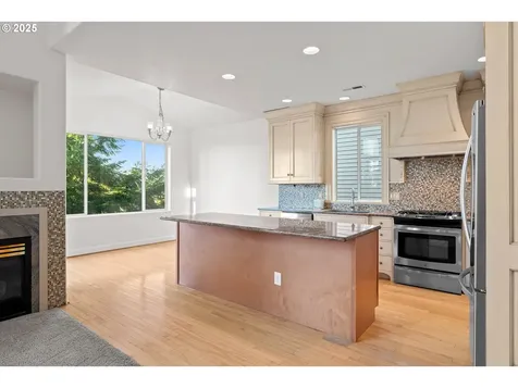 13636 SW Willow Top Lane Portland OR 97224