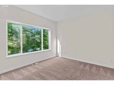 13636 SW Willow Top Lane Portland OR 97224