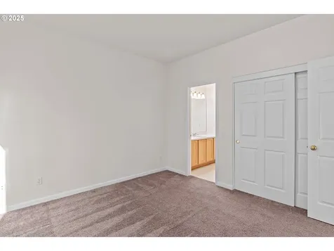 13636 SW Willow Top Lane Portland OR 97224