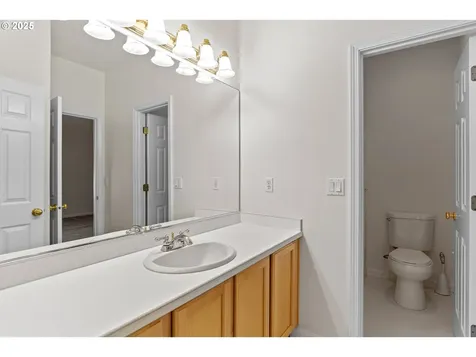 13636 SW Willow Top Lane Portland OR 97224