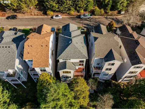13636 SW Willow Top Lane Portland OR 97224