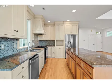 13636 SW Willow Top Lane Portland OR 97224