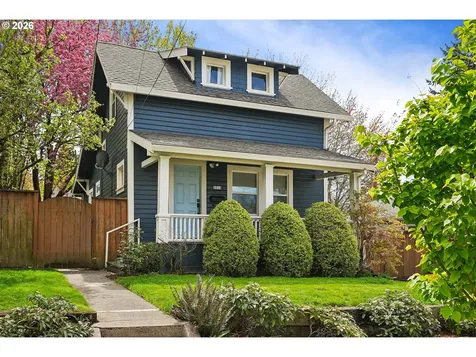 3914 SE Schiller Street Portland OR 97202