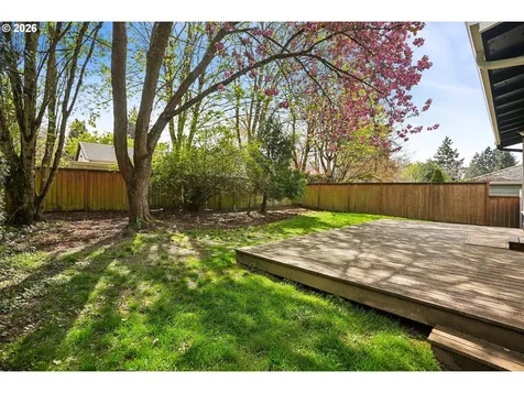3914 SE Schiller Street Portland OR 97202