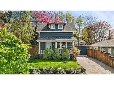 3914 SE Schiller Street Portland OR 97202