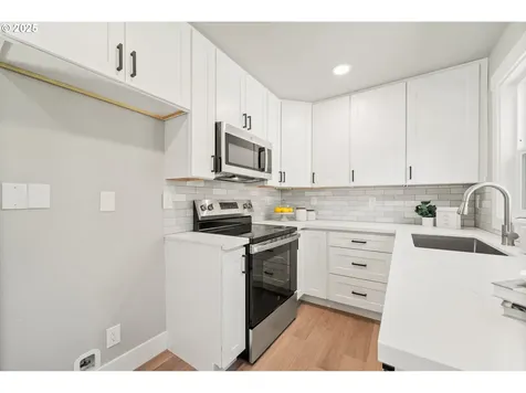 2812 SE 153rd Avenue Portland OR 97236