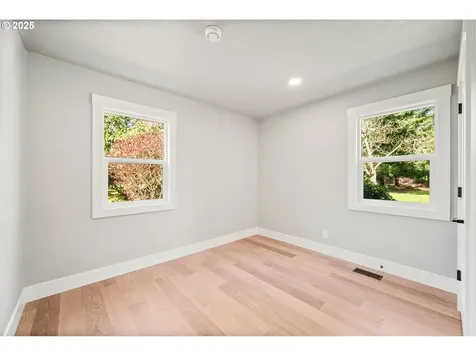 2812 SE 153rd Avenue Portland OR 97236