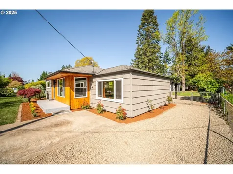 2812 SE 153rd Avenue Portland OR 97236