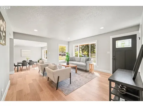 2812 SE 153rd Avenue Portland OR 97236