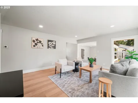 2812 SE 153rd Avenue Portland OR 97236