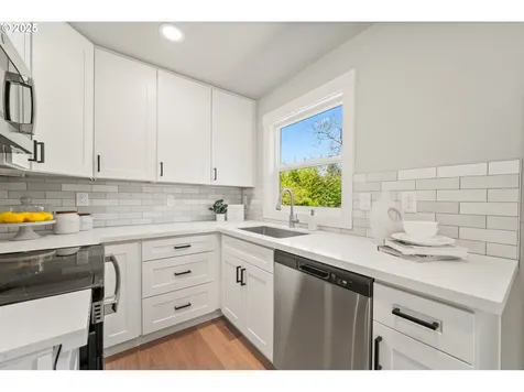 2812 SE 153rd Avenue Portland OR 97236