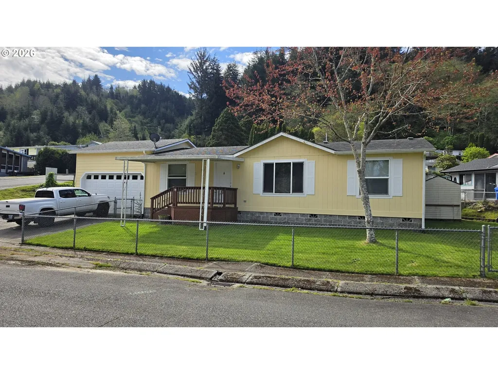 923 Scott Terrace Reedsport OR 97467