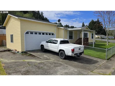 923 Scott Terrace Reedsport OR 97467