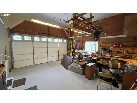 923 Scott Terrace Reedsport OR 97467