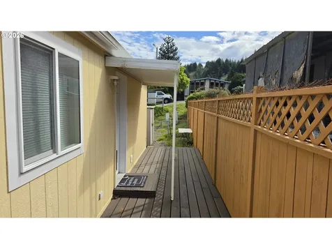 923 Scott Terrace Reedsport OR 97467