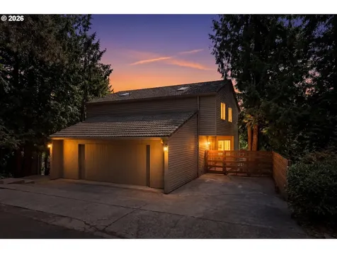 7024 SW Canyon Drive Portland OR 97225