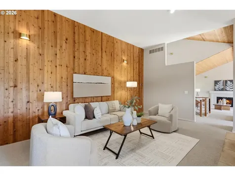 7024 SW Canyon Drive Portland OR 97225