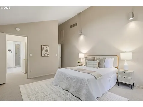 7024 SW Canyon Drive Portland OR 97225
