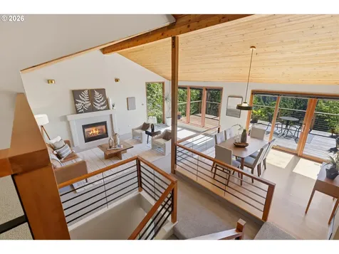 7024 SW Canyon Drive Portland OR 97225