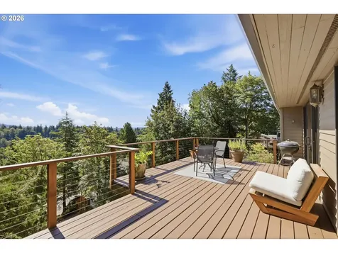 7024 SW Canyon Drive Portland OR 97225