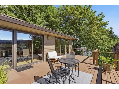 7024 SW Canyon Drive Portland OR 97225