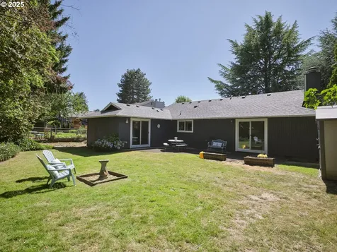 9615 NW 15th Avenue Vancouver WA 98665
