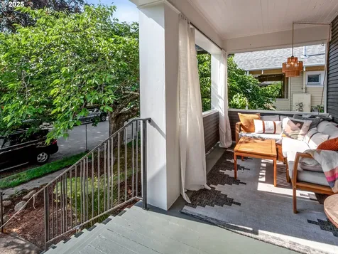 1630 SE 46th Avenue Portland OR 97215