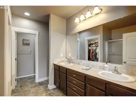 955 35th Avenue Forest Grove OR 97116