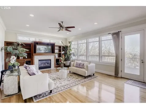 10235 SE Crescent Ridge Loop Happy Valley OR 97086
