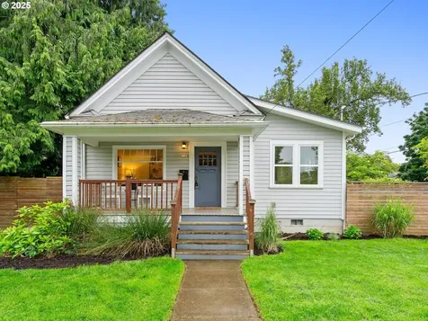 1104 SE Miller Street Portland OR 97202