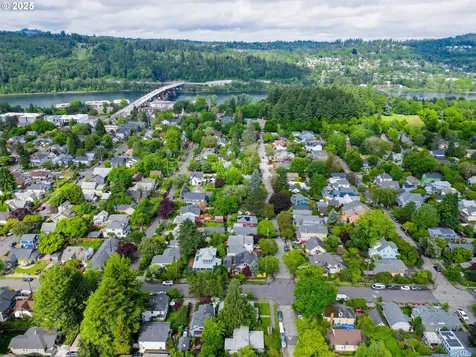 1104 SE Miller Street Portland OR 97202