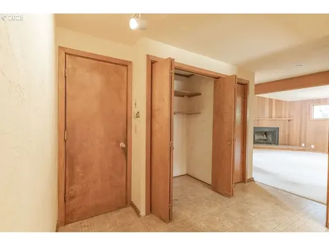 2116 Sally Way Eugene OR 97401