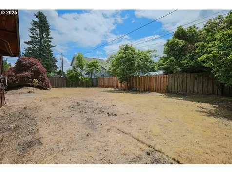 2116 Sally Way Eugene OR 97401