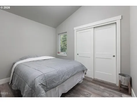 646 SE Reef Avenue Lincoln City OR 97367