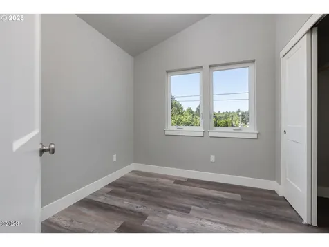 646 SE Reef Avenue Lincoln City OR 97367